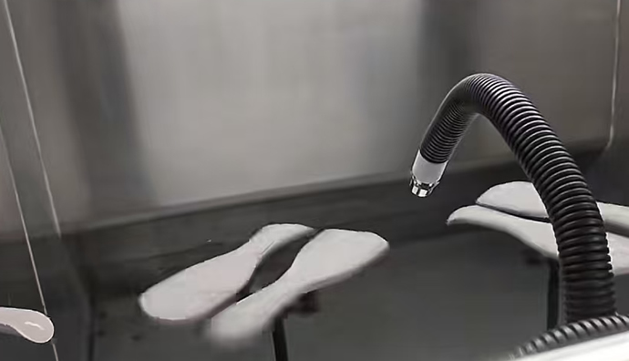 �|ݸע��?ch��)��? width=